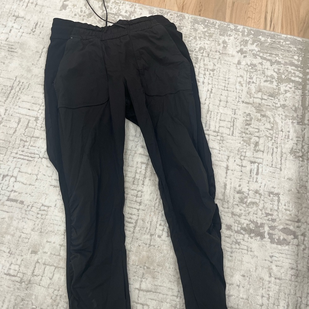 Lululemon dance studio mid-rise joggers